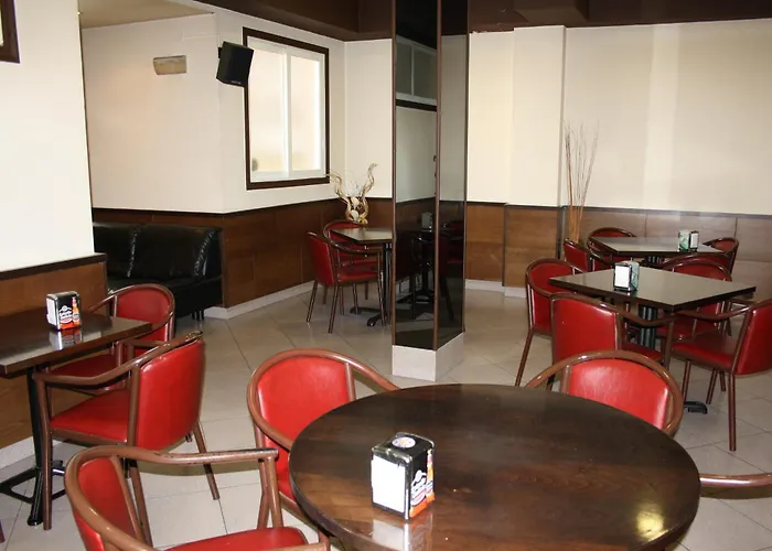 Altiana Ξενοδοχείο Ουρένσε