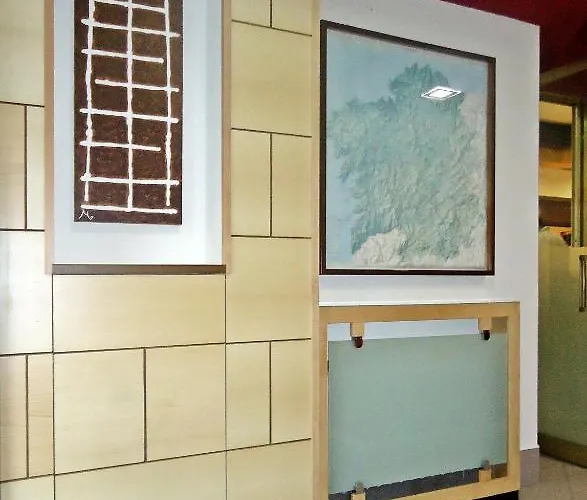 Altiana 2* أورينس