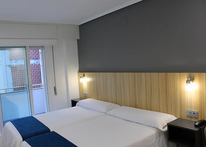 Ξενοδοχείο Altiana 2*