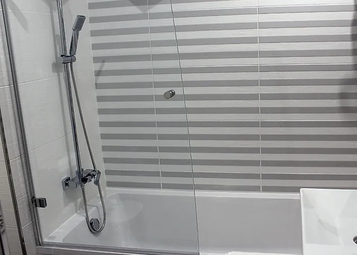 Ξενοδοχείο Altiana 2*